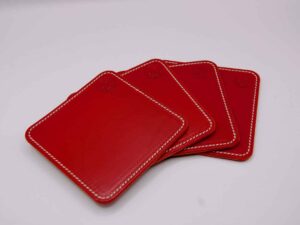 Dessous de verre carré en cuir